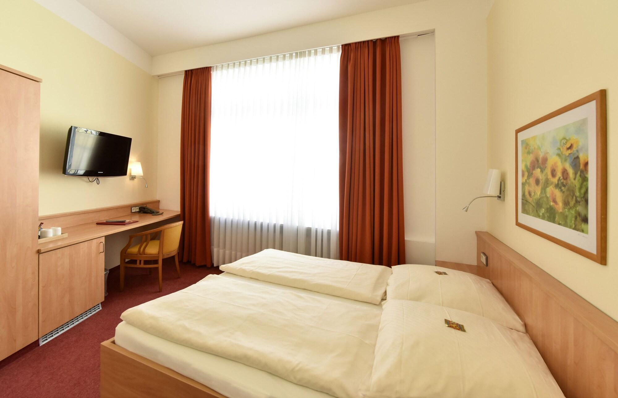 Hotel Adria München